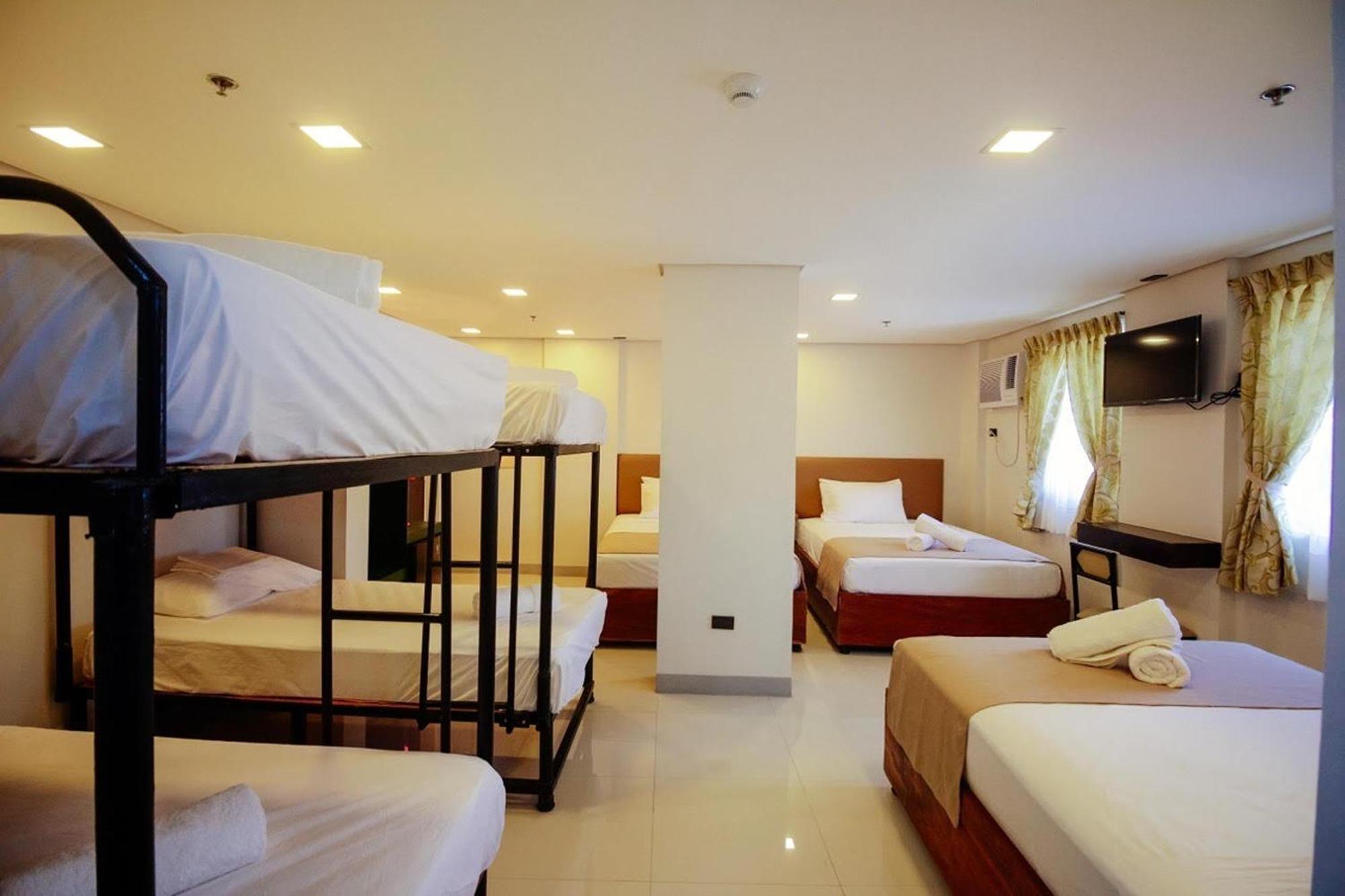 Belltower Csheli Suites Bantay - Vigan Exteriér fotografie