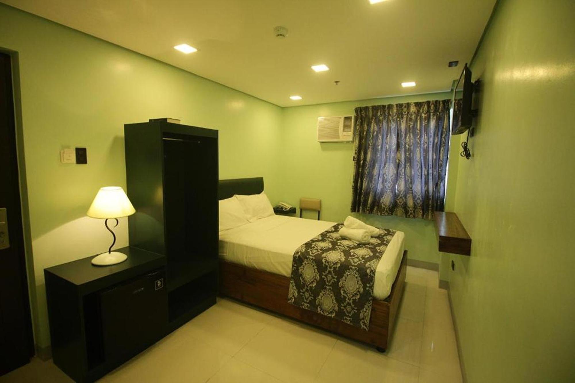 Belltower Csheli Suites Bantay - Vigan Exteriér fotografie